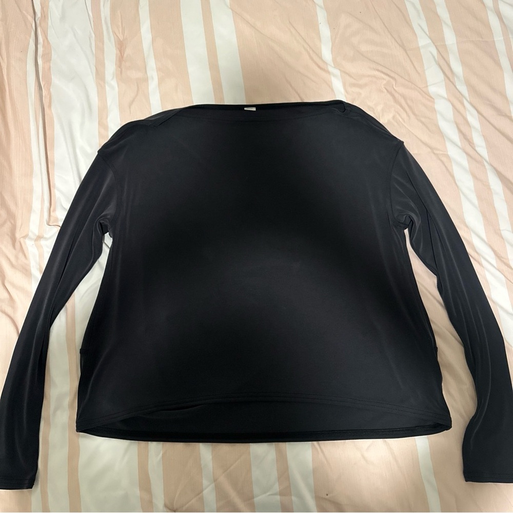 Lululemon Athletica Black Long Sleeve Top